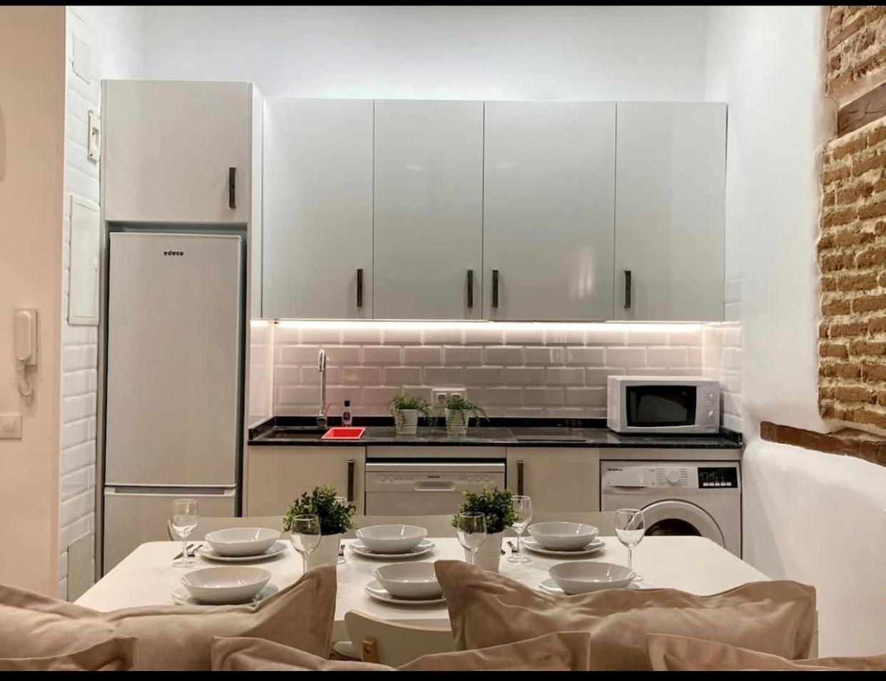 Encantador Apartamento De 39M2 En El Centro De マドリード エクステリア 写真